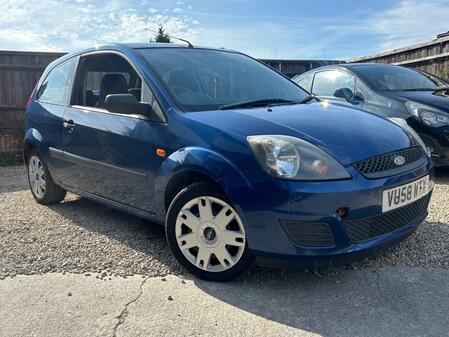 FORD FIESTA 1.3 Style Climate